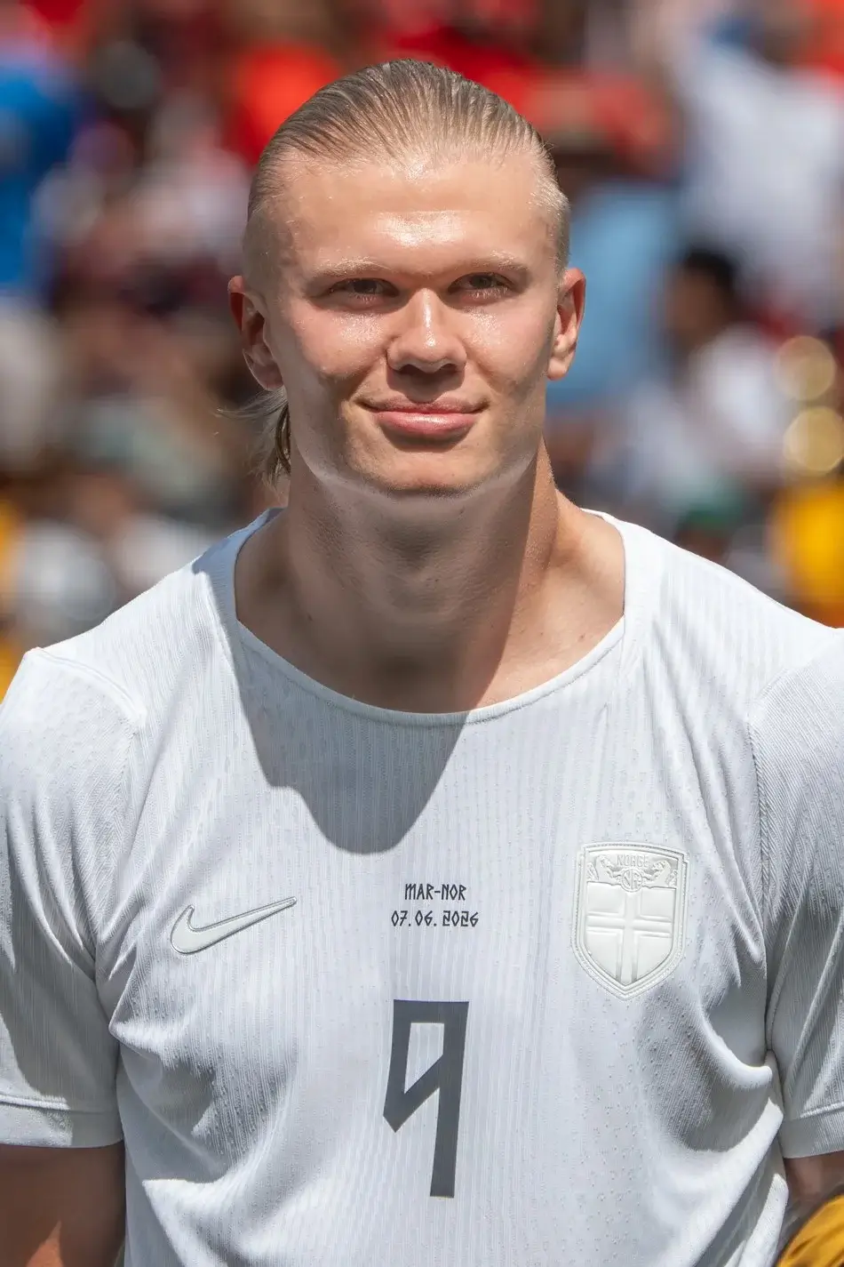 Erling Haaland bùng nổ ngày ra mắt World Cup